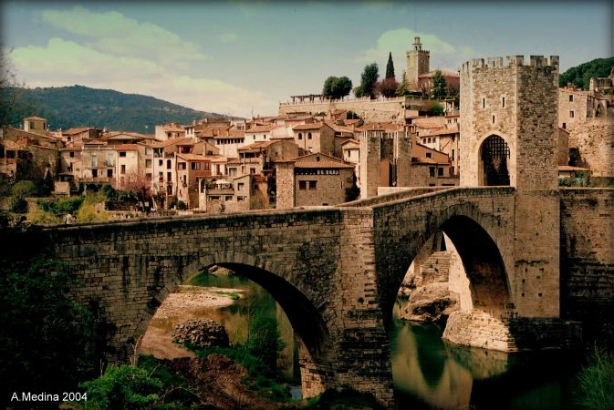 Besalú (Girona)ESPAÑA