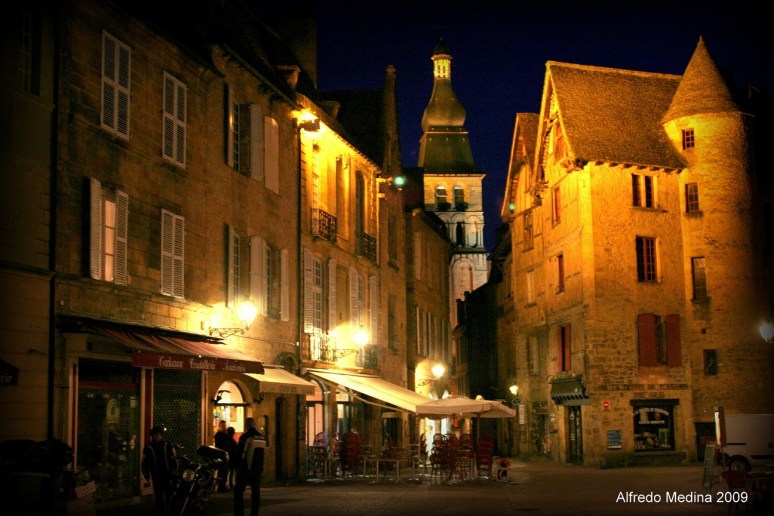 Place de la Liberté (Sarlat) Perigau. FRANCIA