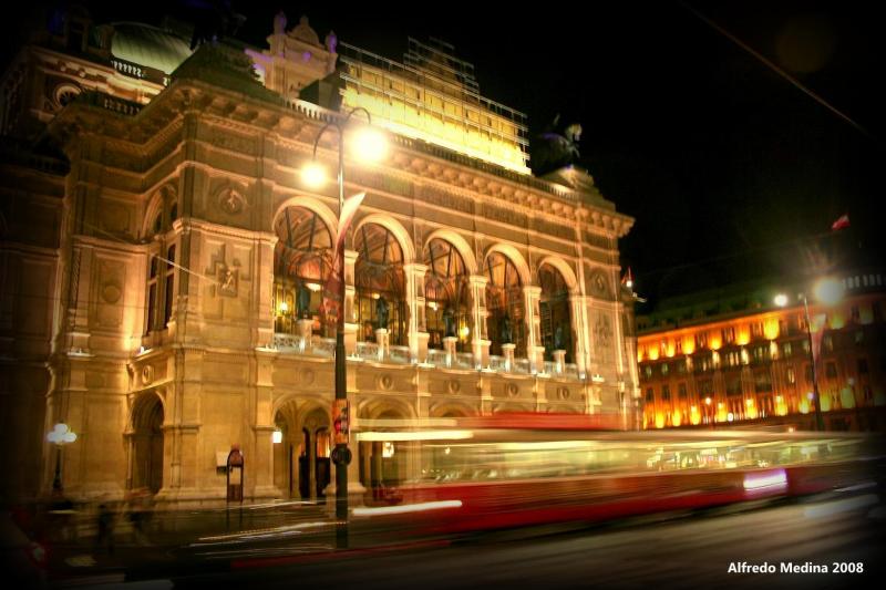 staarsoper (rinfstrase)